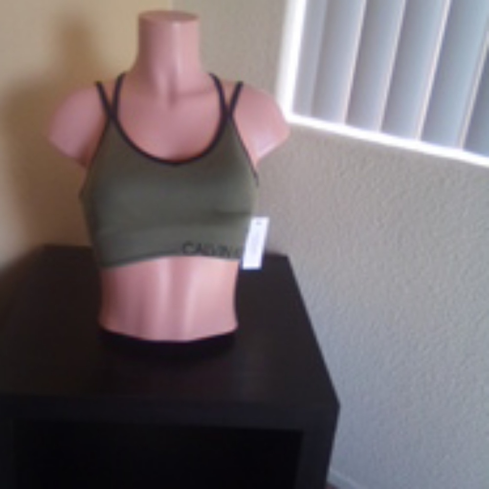 Sports bra